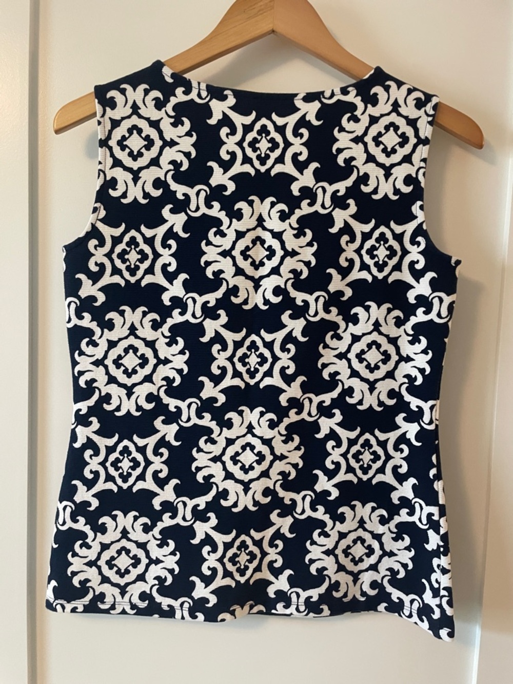 Navy & White Sleeveless Patterned Shell Top - Picture 3 of 3